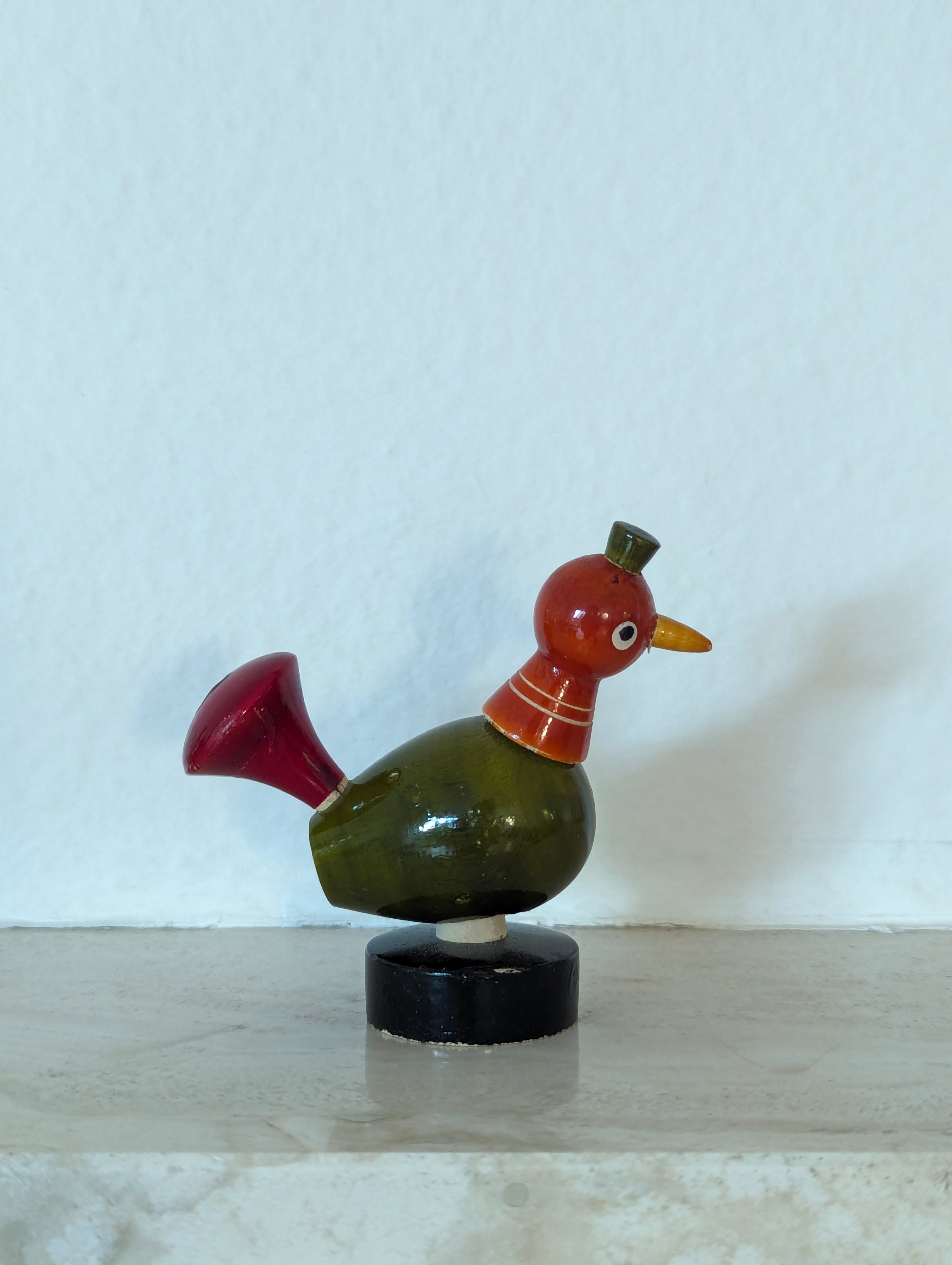 Sawantwadi Wooden Toy Bird with Wobbly Head – Inheritage